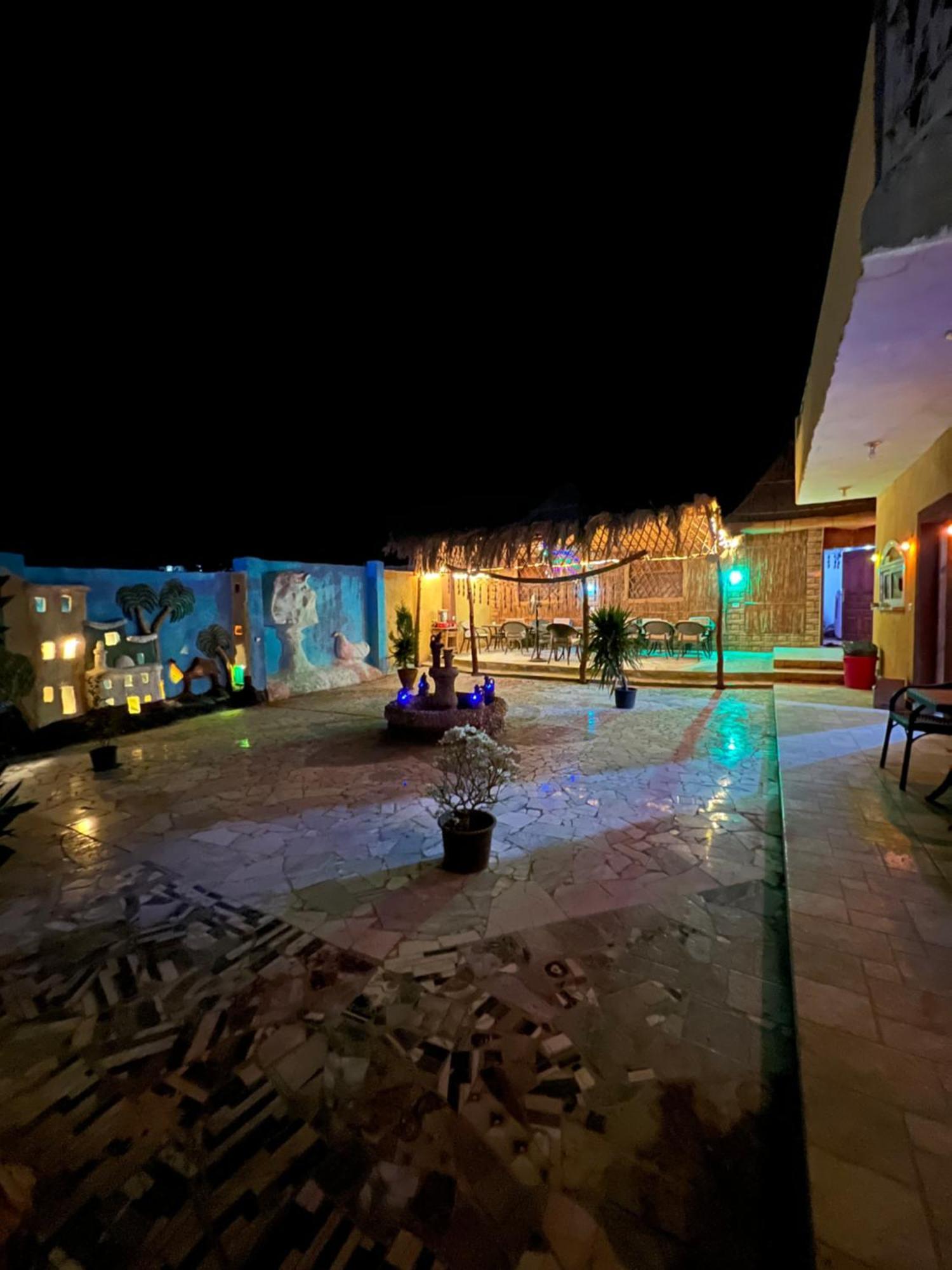 Готель Oasis Camp Bawiti Екстер'єр фото