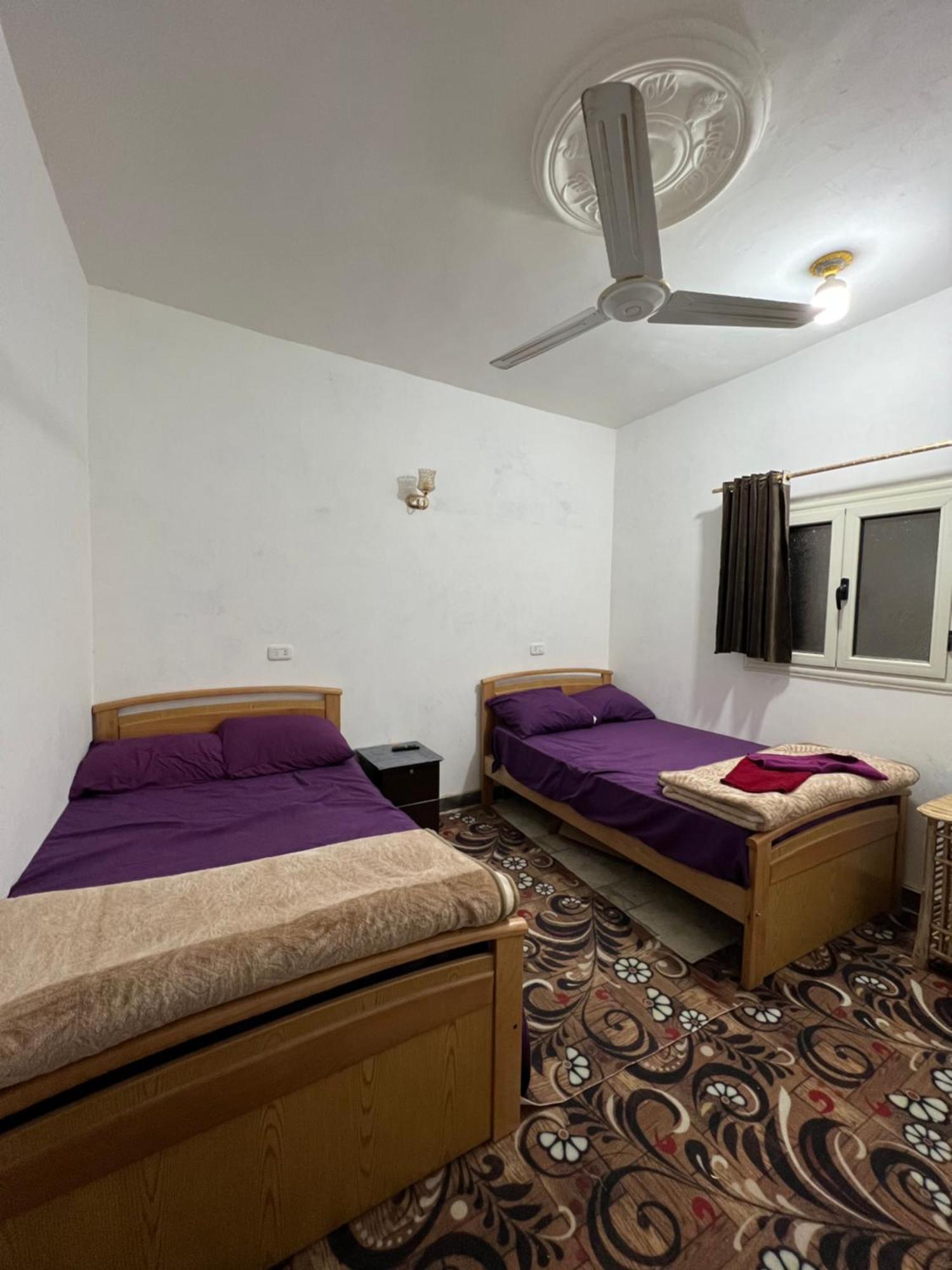 Готель Oasis Camp Bawiti Екстер'єр фото